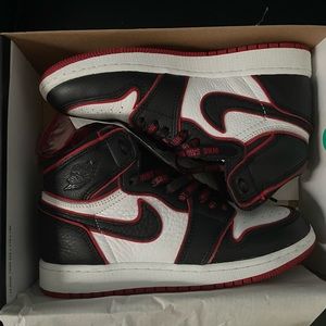 JORDAN 1
RETRO HIGH OG GS